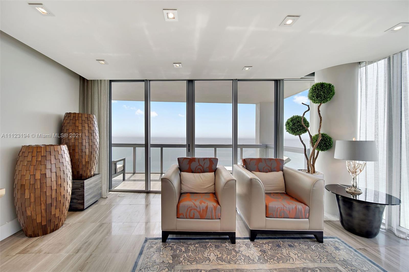 NORTH CARILLON BEACH COND - Residential