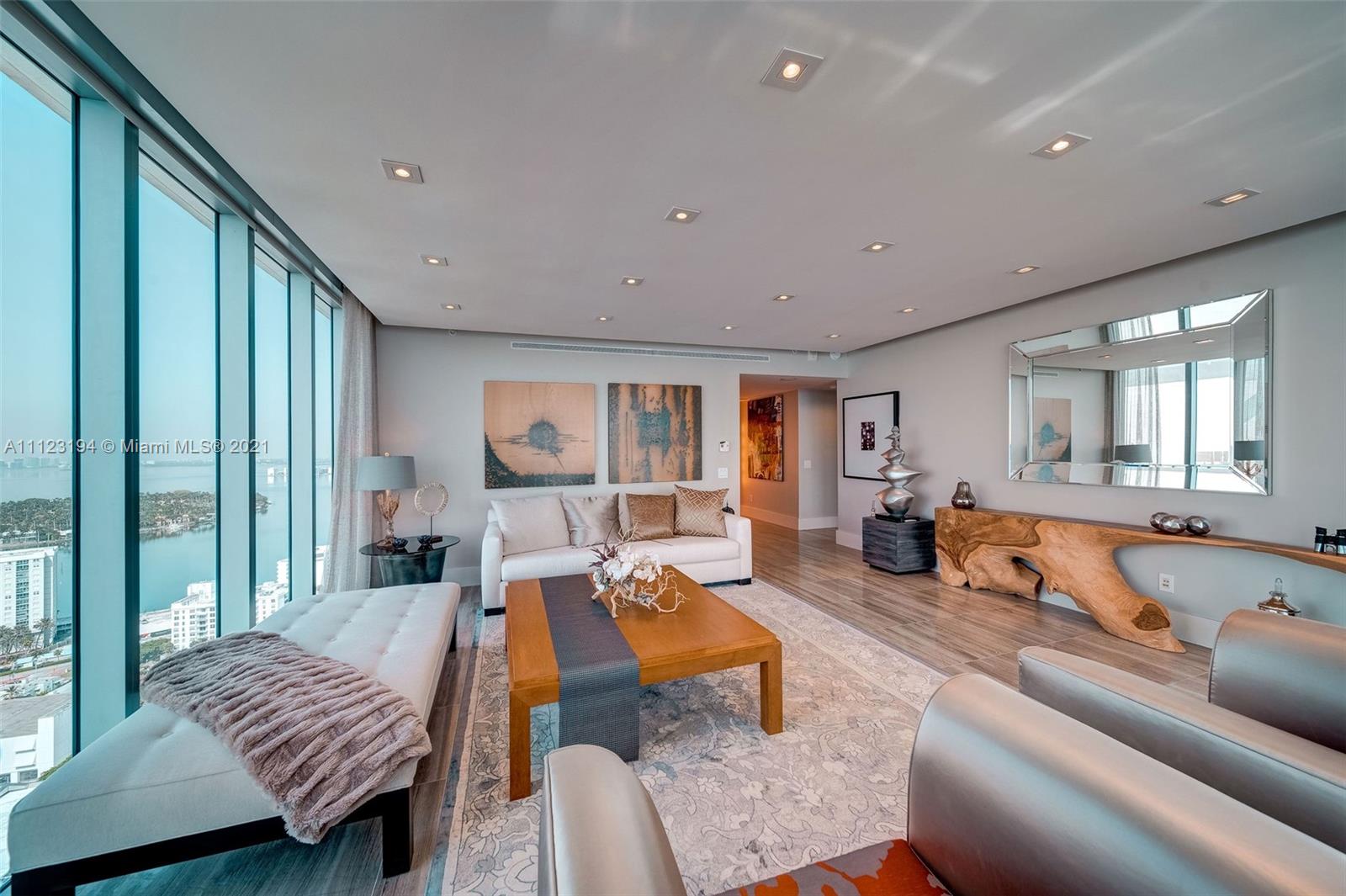 NORTH CARILLON BEACH COND - Residential