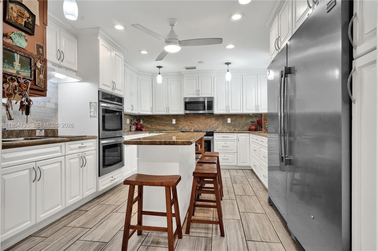 NEW LAND GARDENS CONDO - Residential