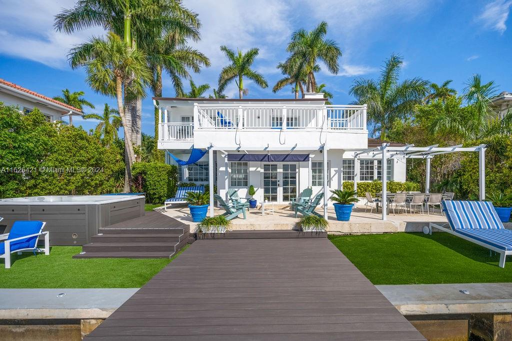 NORTH BAY ISLAND - Residential