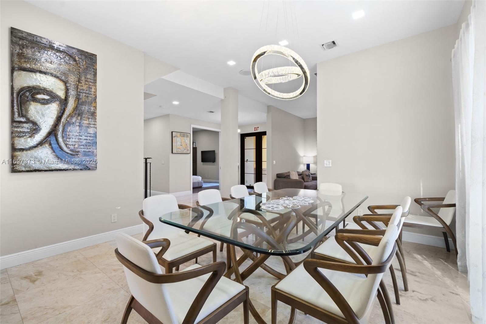 HOLLYWOOD LAKES SECTION - Residential