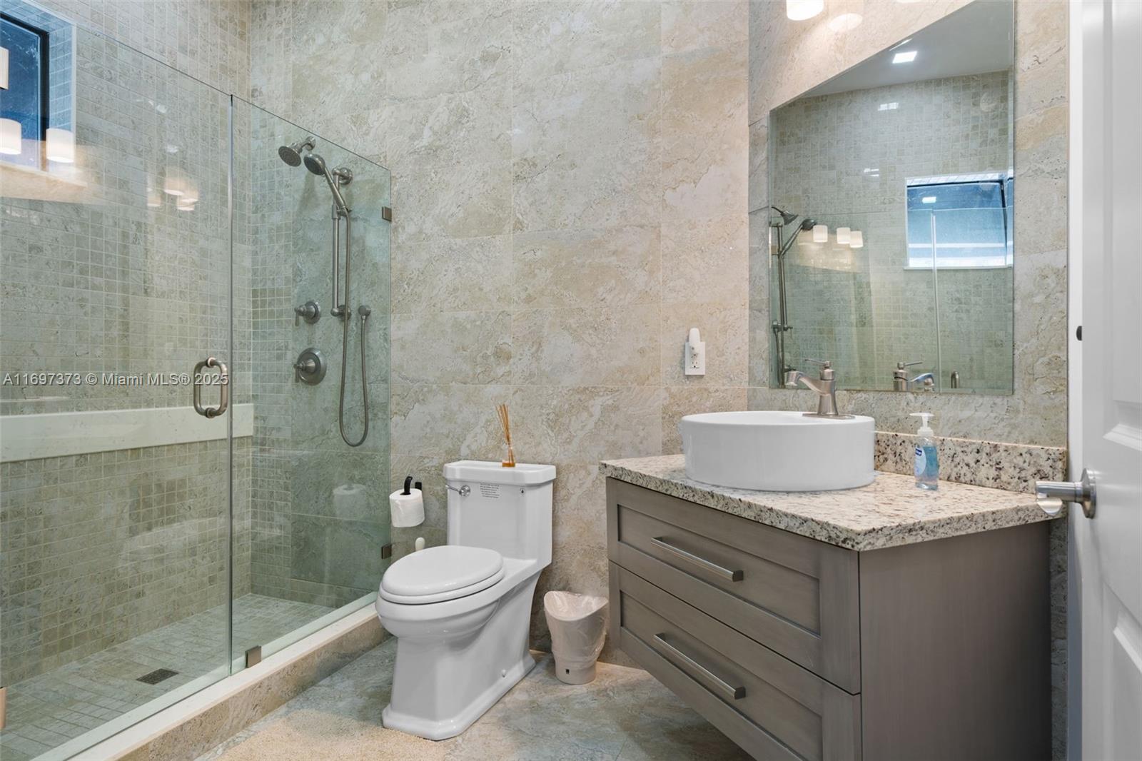 HOLLYWOOD LAKES SECTION - Residential