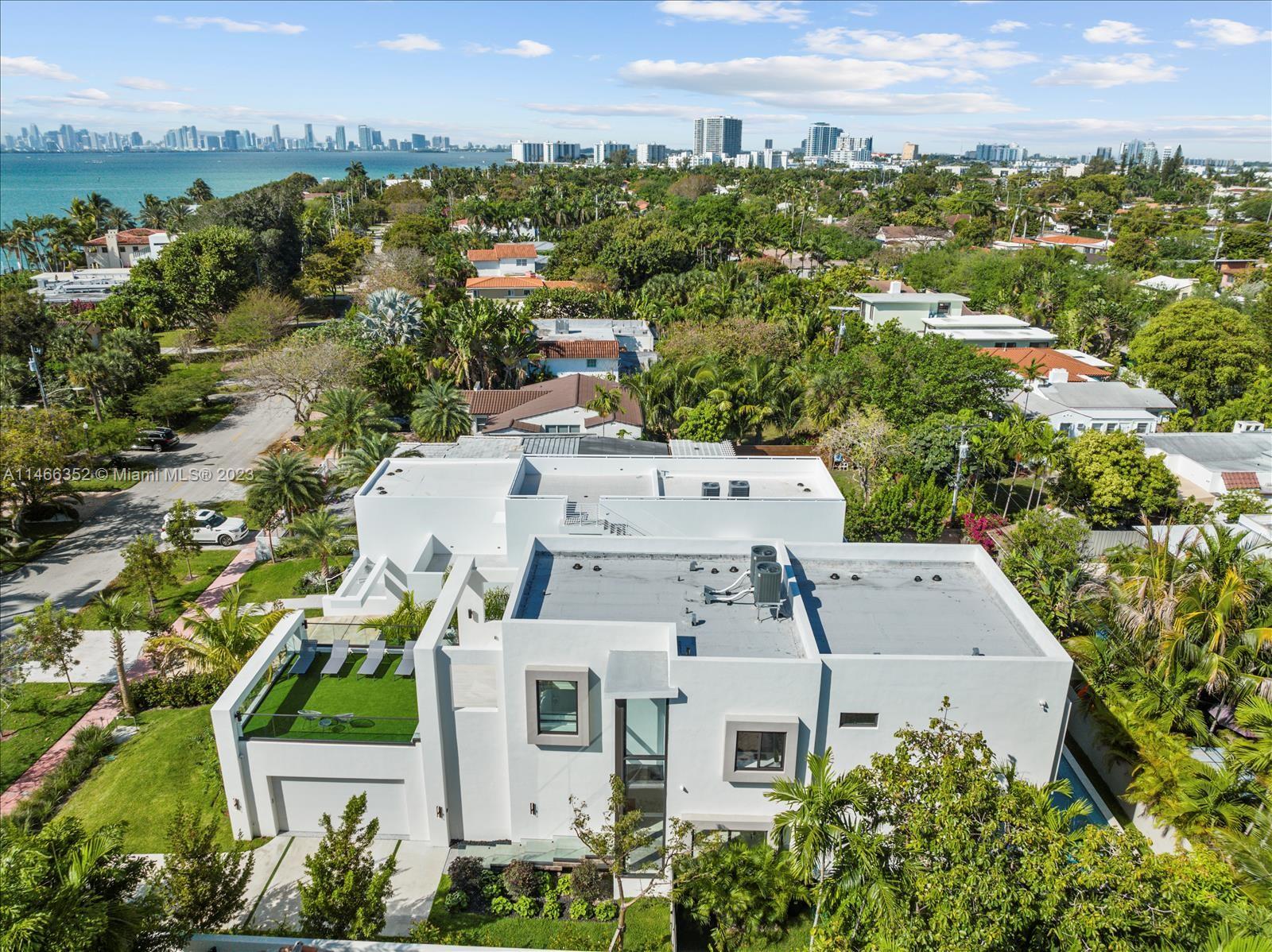 OCEAN SIDE SEC OF THE ISL - Residential Lease