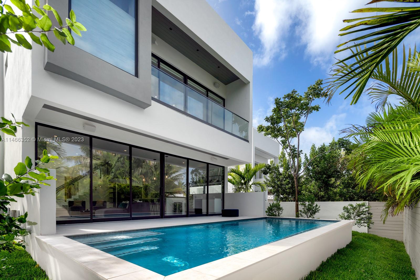 OCEAN SIDE SEC OF THE ISL - Residential Lease