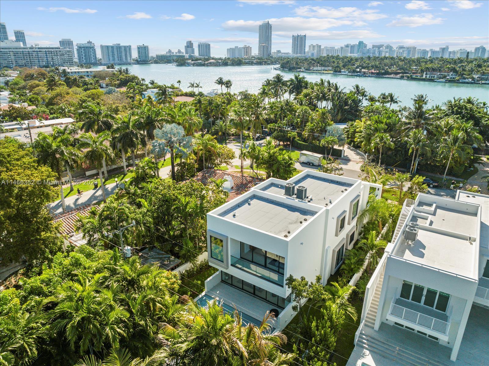 OCEAN SIDE SEC OF THE ISL - Residential Lease