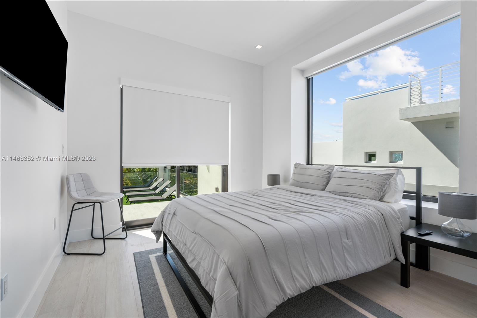 OCEAN SIDE SEC OF THE ISL - Residential Lease