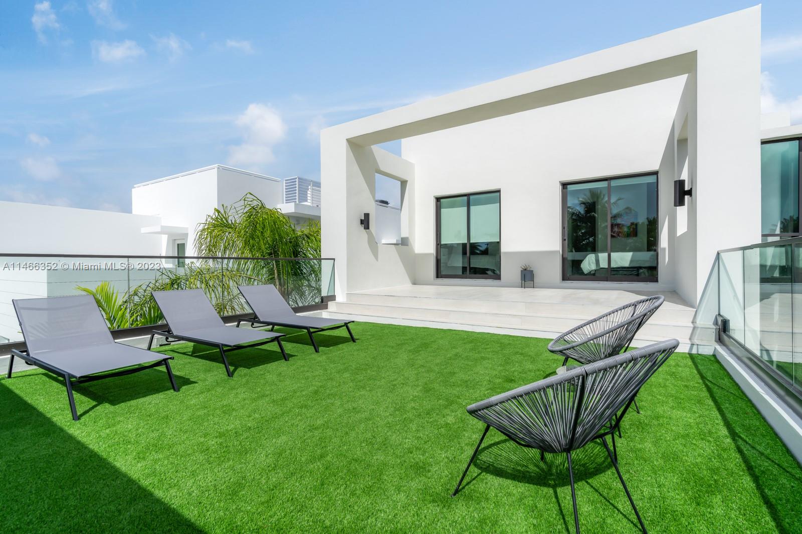 OCEAN SIDE SEC OF THE ISL - Residential Lease