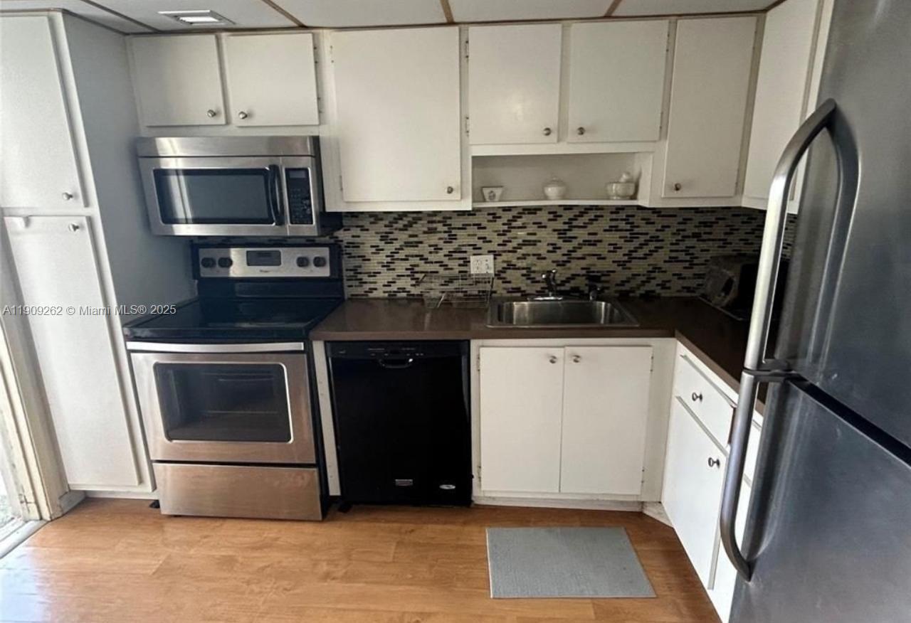 NO 10 PALM-AIRE COUNTRY C - Residential