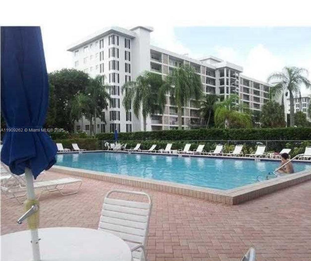NO 10 PALM-AIRE COUNTRY C - Residential