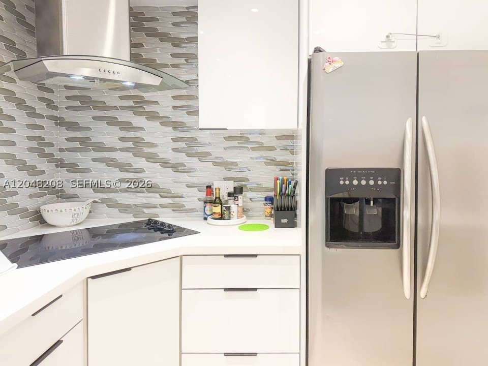 TIDES ON HOLLYWOOD BEACH - Residential