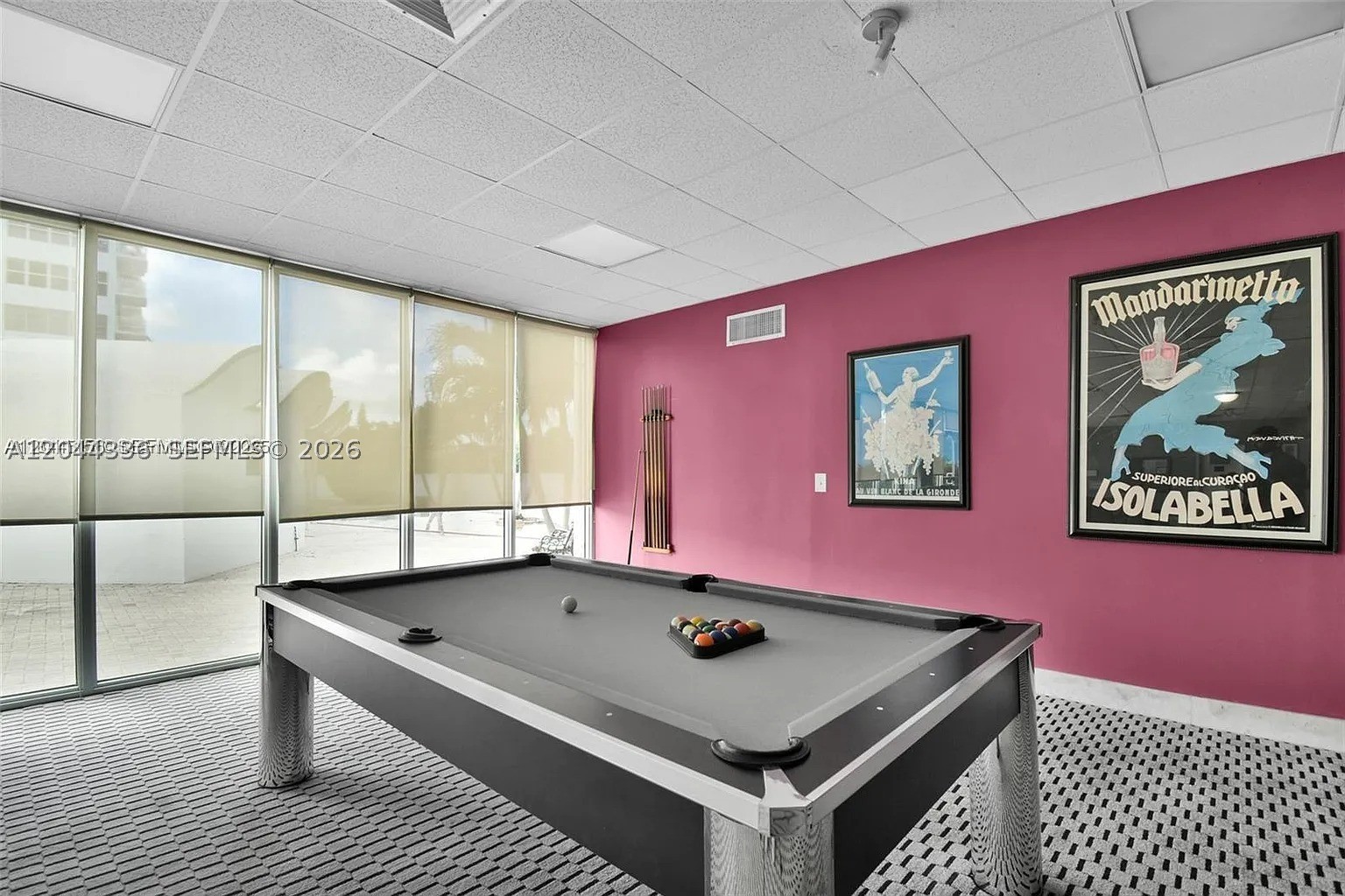 BAYVIEW TOWERS CONDO SOUT - Residential