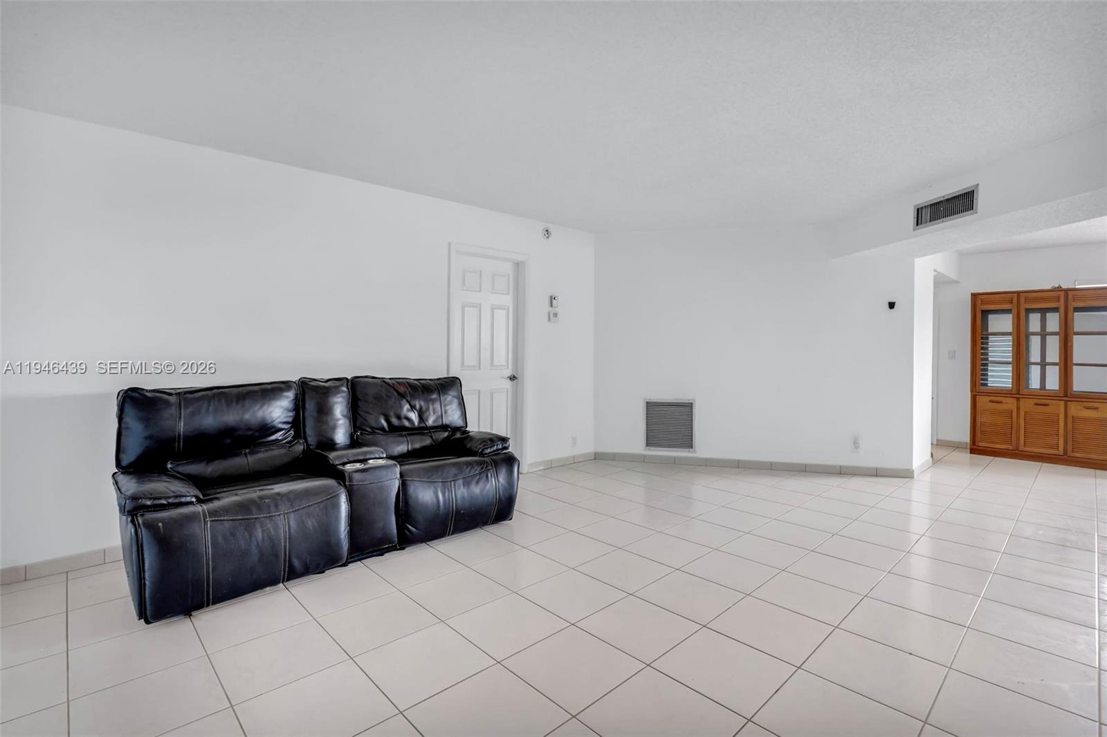 TOPAZ SOUTH CONDO - Residential