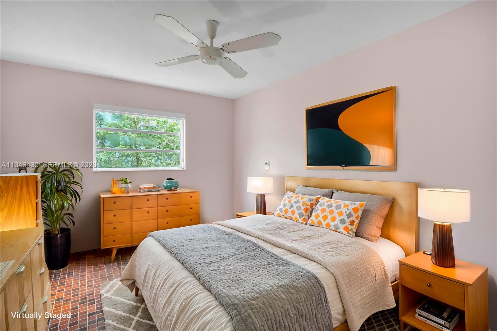 TOPAZ SOUTH CONDO - Residential