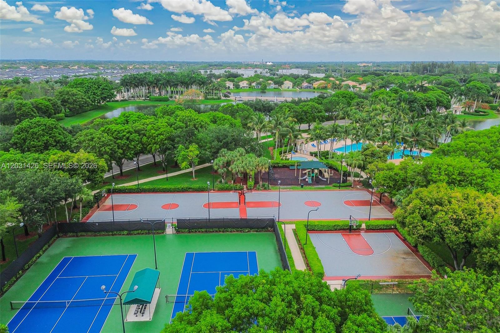 RIVIERA ISLES II - Residential