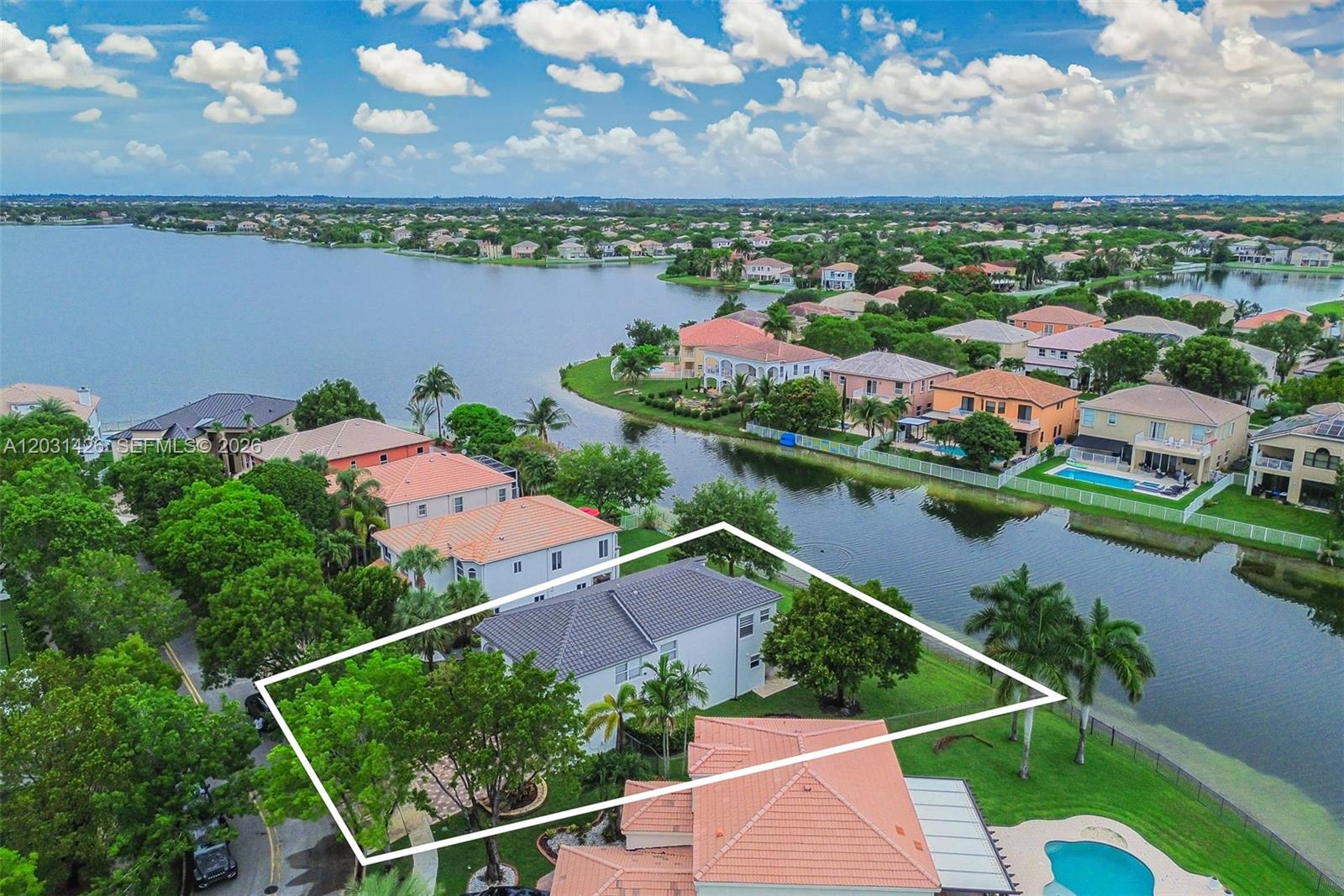 RIVIERA ISLES II - Residential