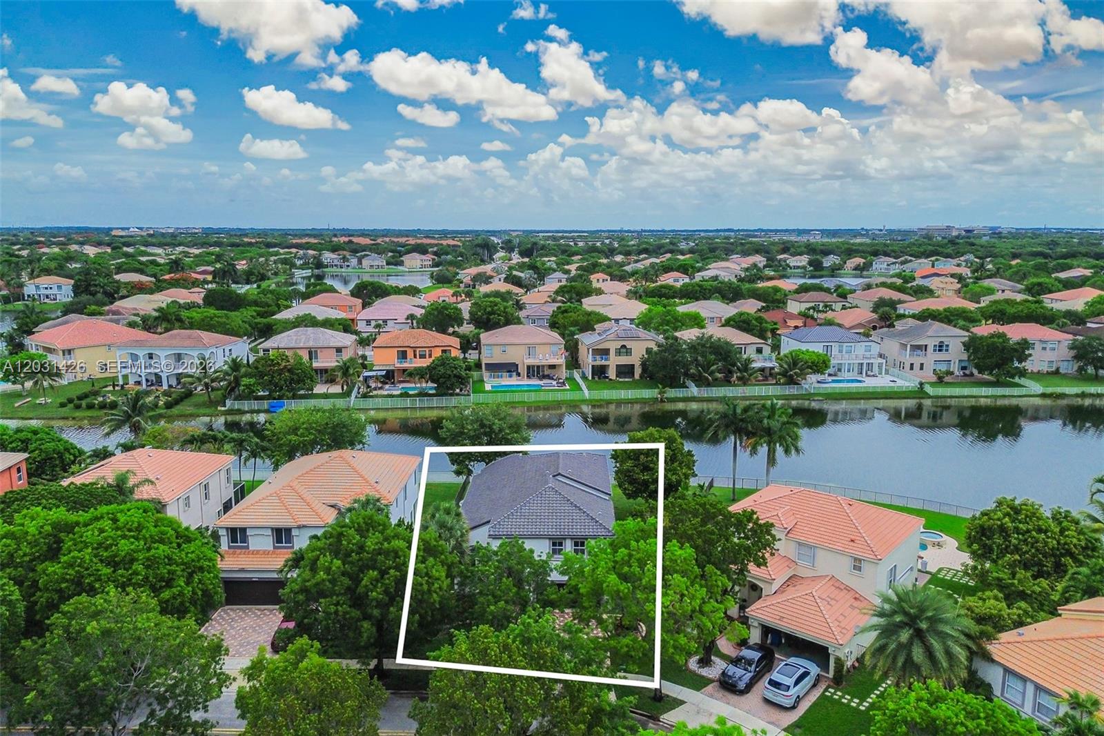 RIVIERA ISLES II - Residential