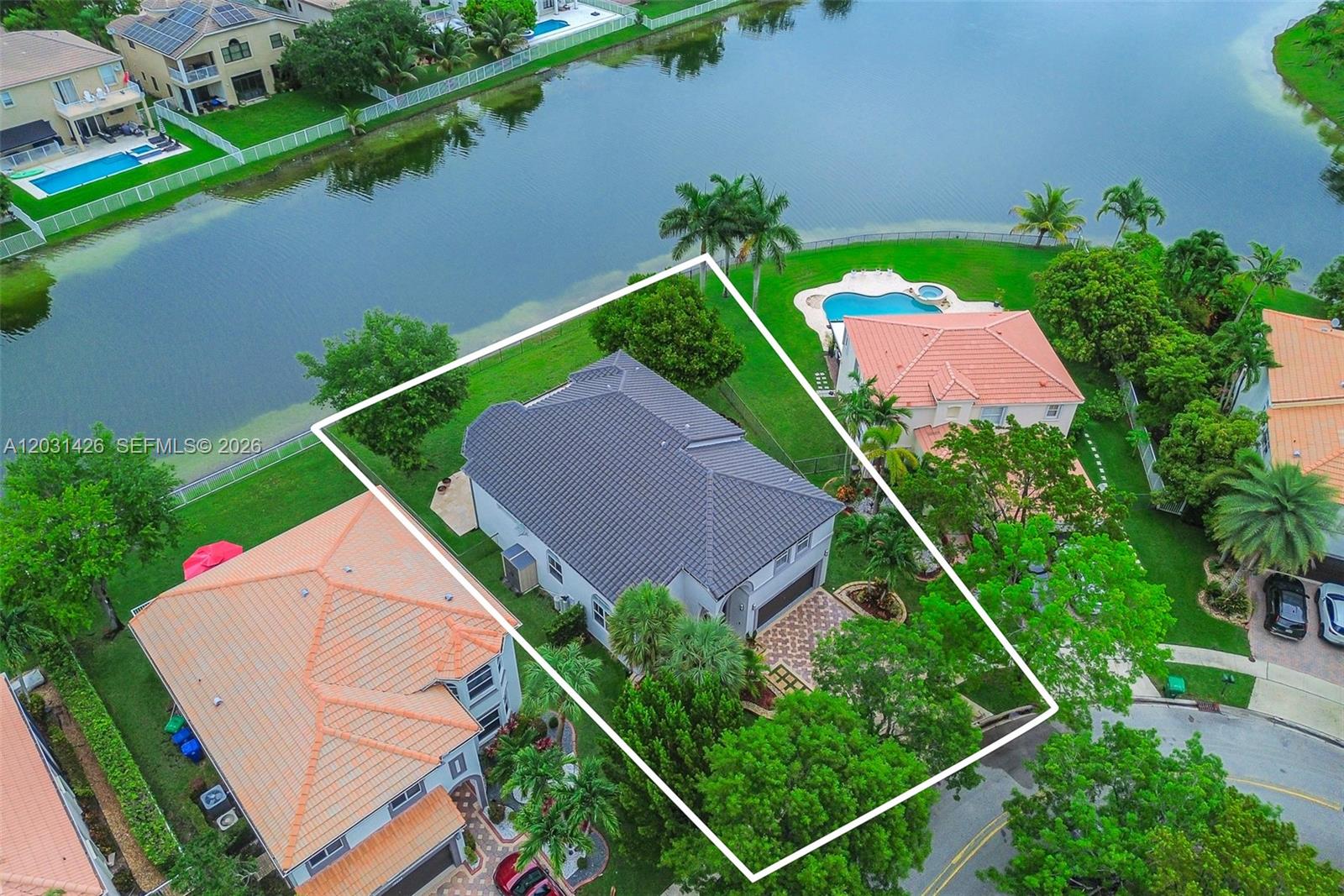 RIVIERA ISLES II - Residential