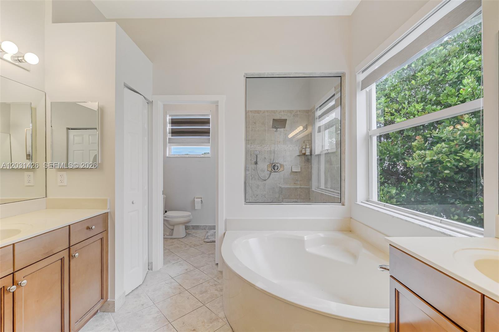 RIVIERA ISLES II - Residential