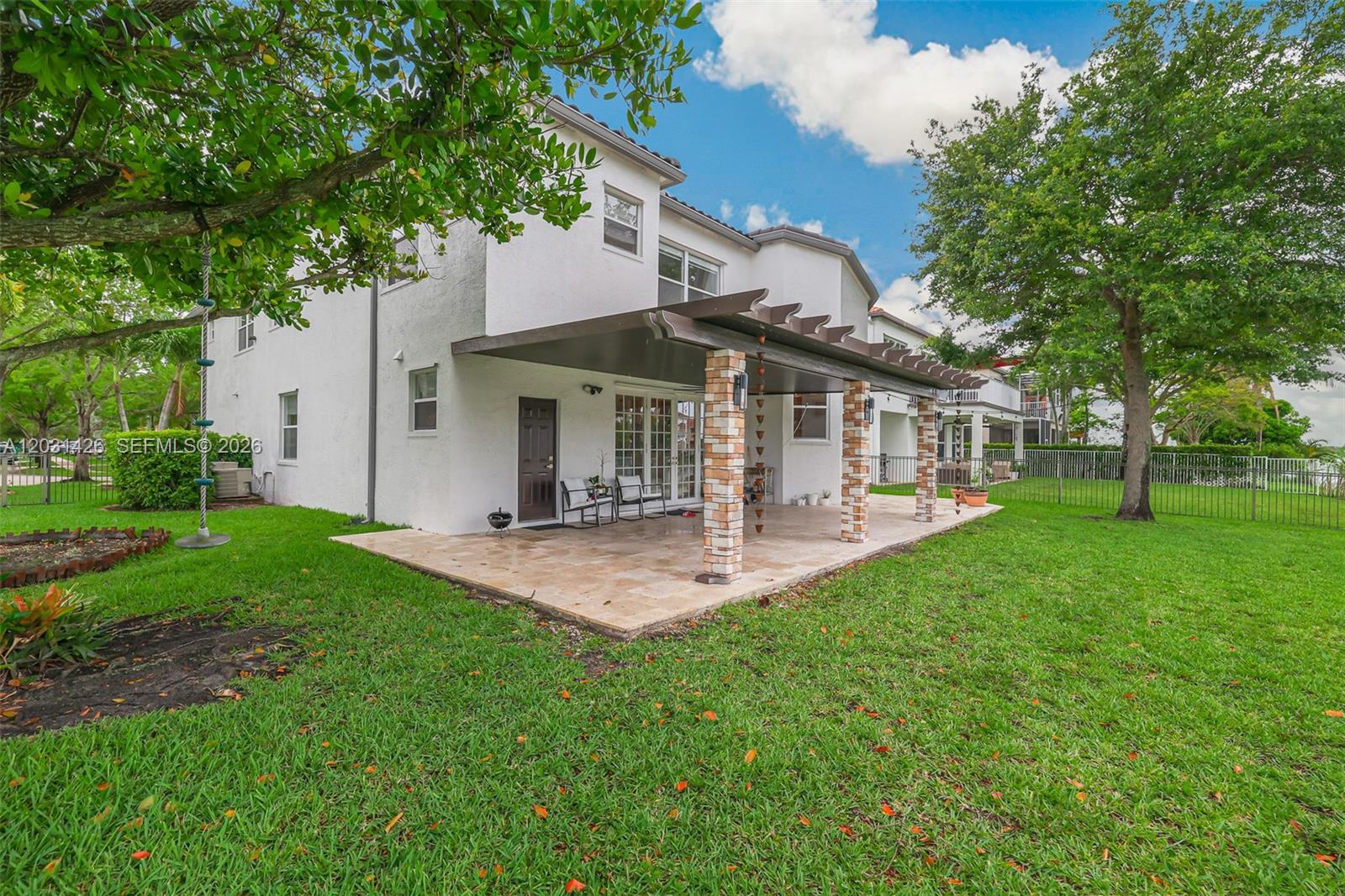RIVIERA ISLES II - Residential