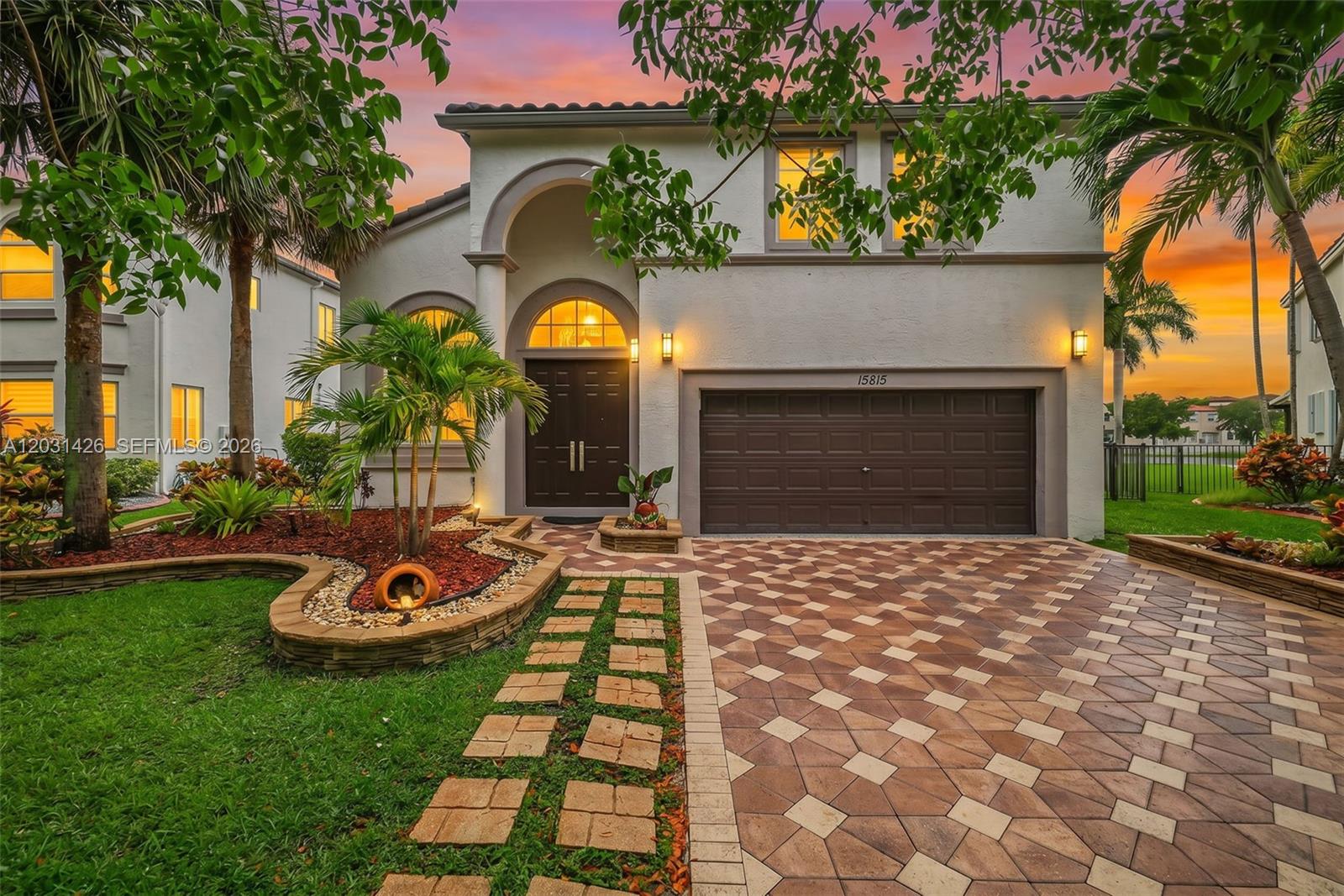 RIVIERA ISLES II - Residential