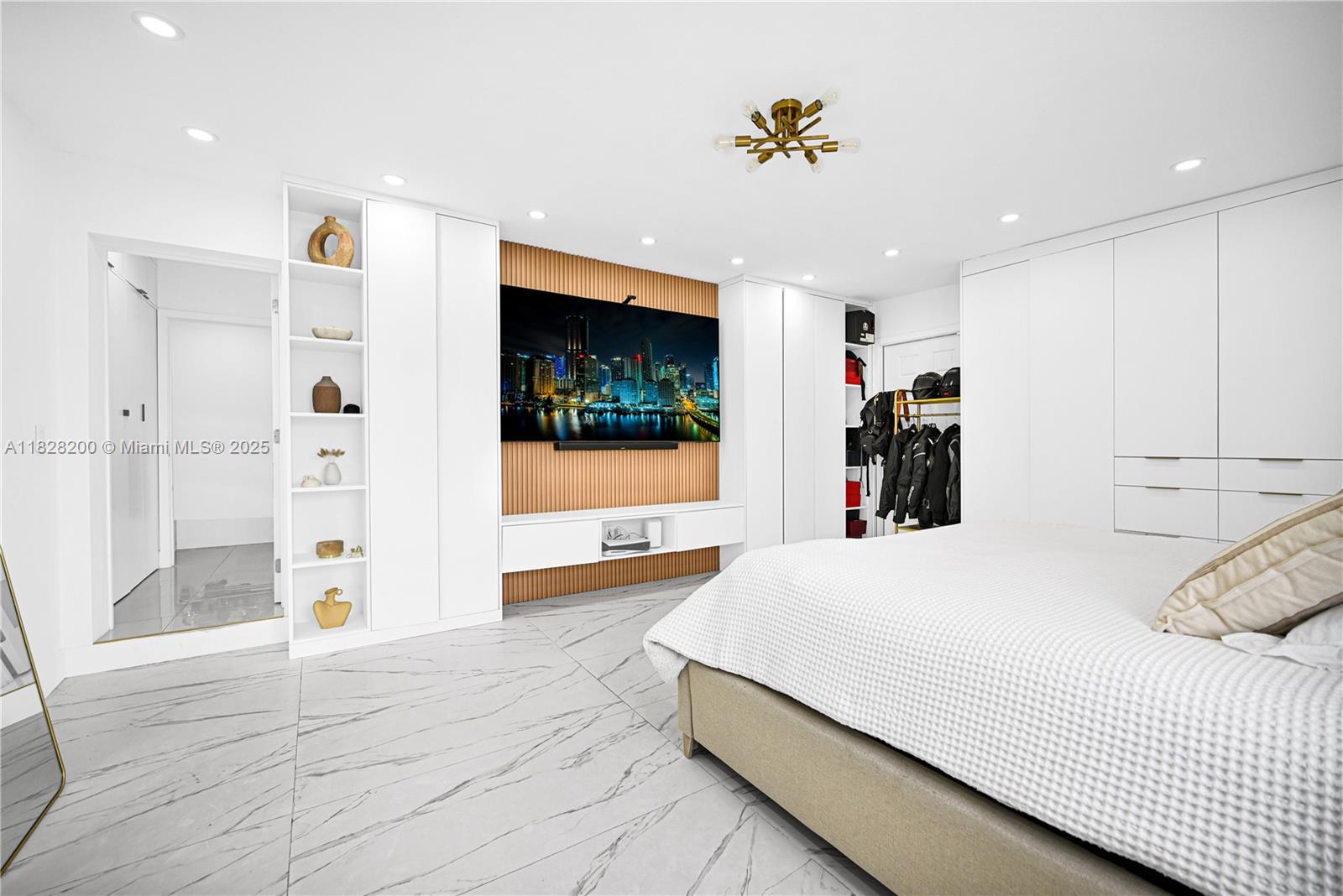 PALM ESTATES - Residential