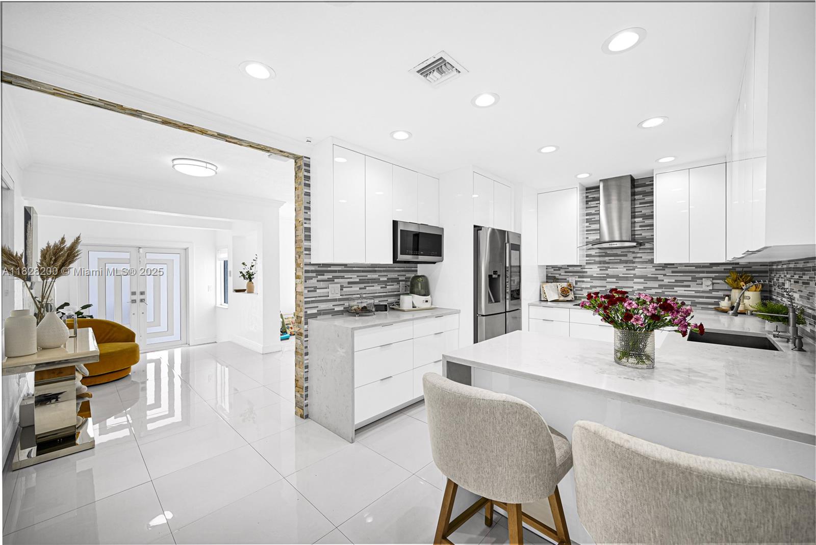 PALM ESTATES - Residential