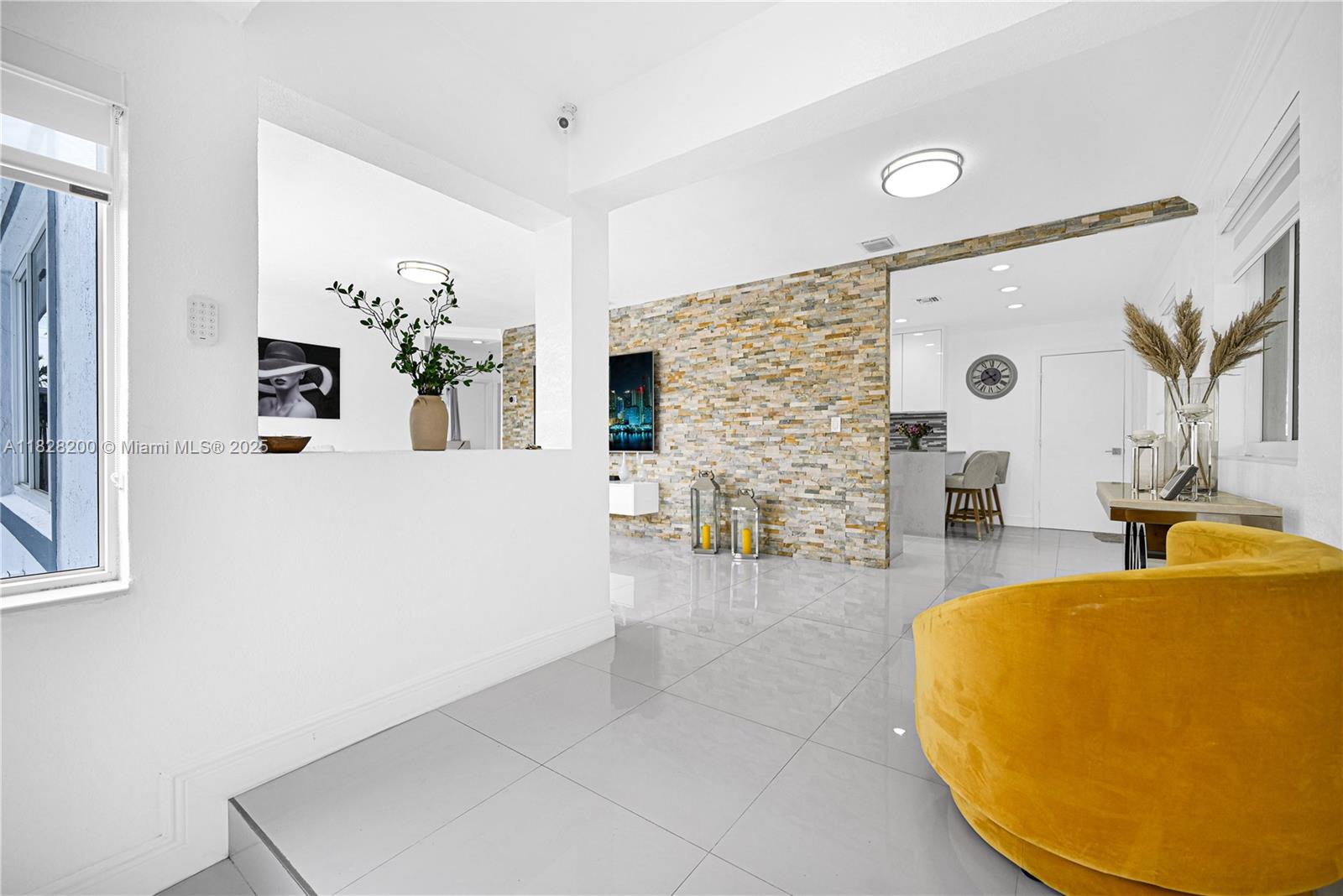 PALM ESTATES - Residential