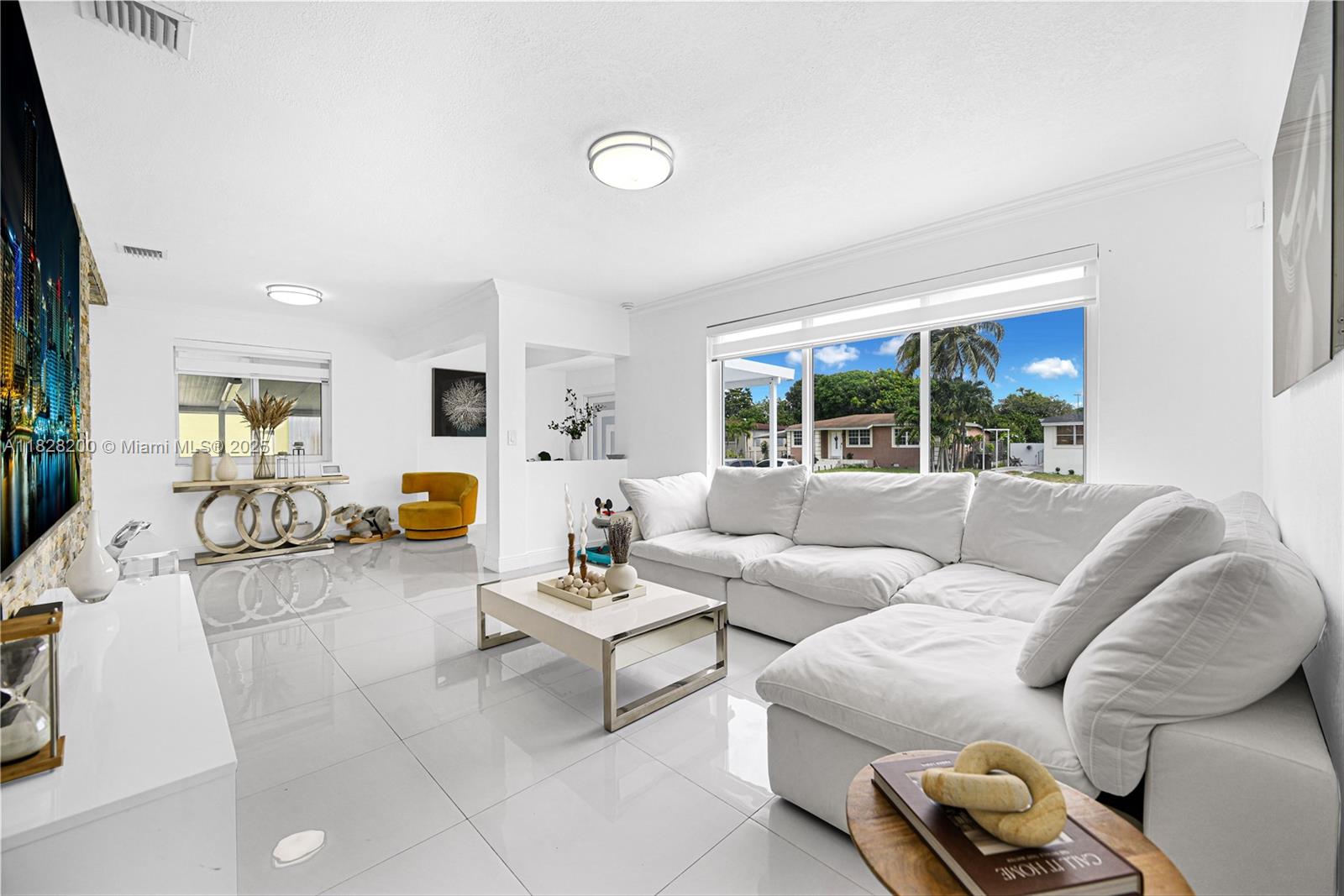 PALM ESTATES - Residential