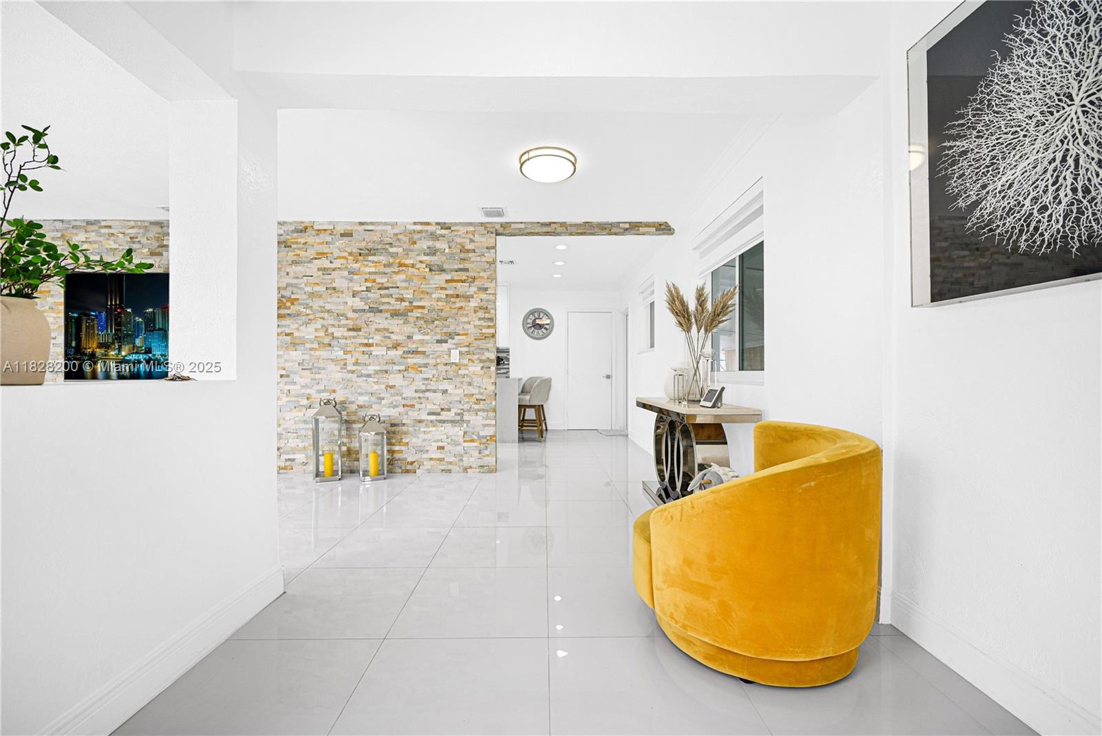 PALM ESTATES - Residential