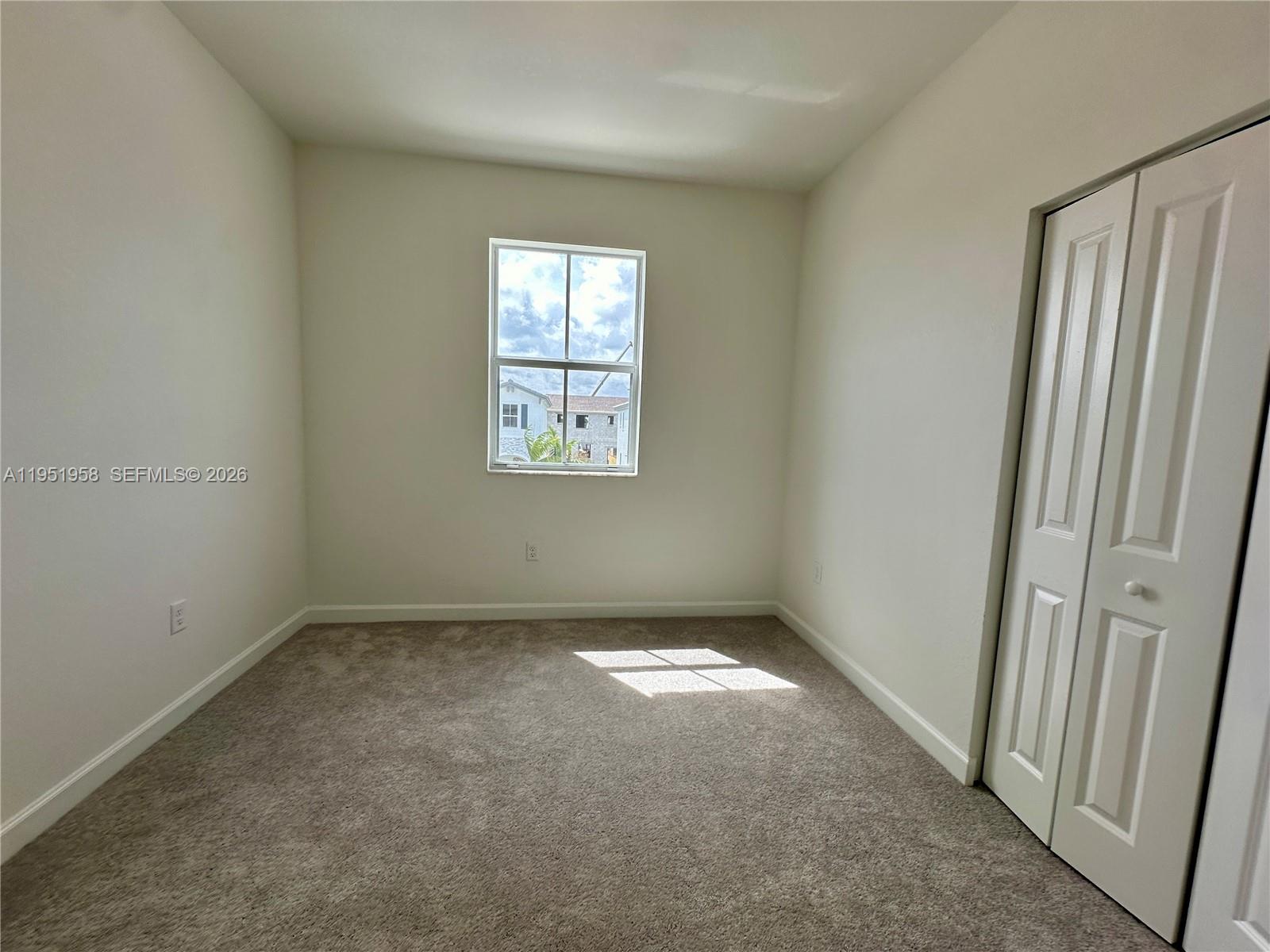 CEDAR POINTE - Residential