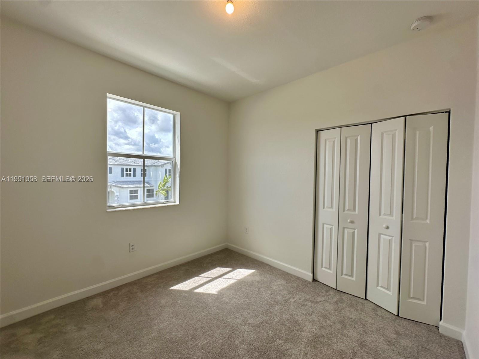 CEDAR POINTE - Residential