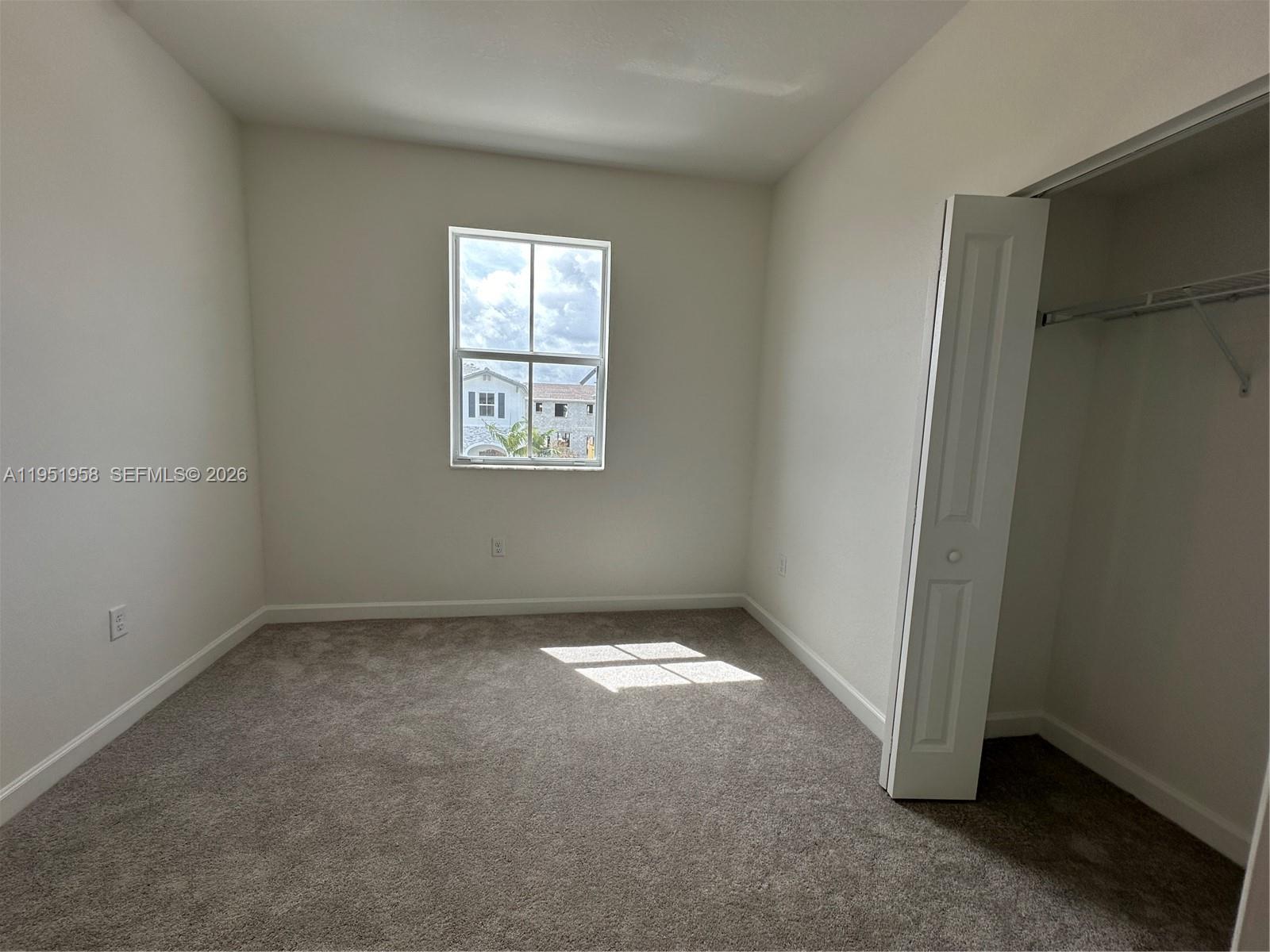 CEDAR POINTE - Residential