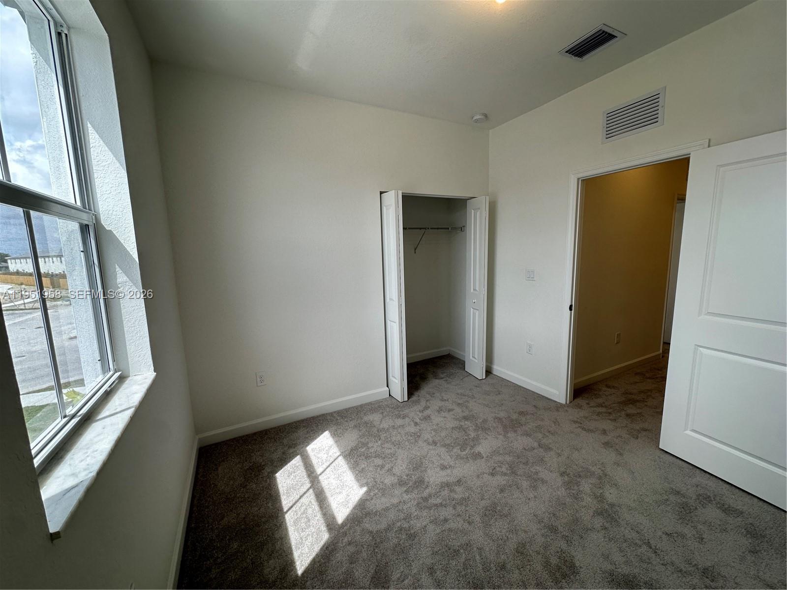 CEDAR POINTE - Residential