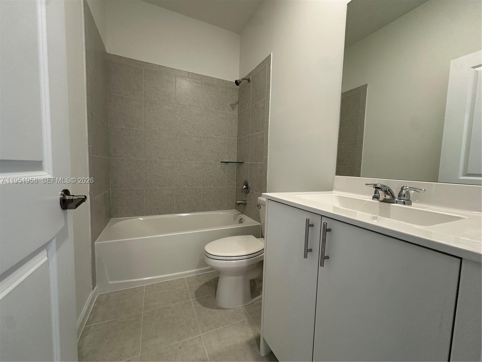 CEDAR POINTE - Residential