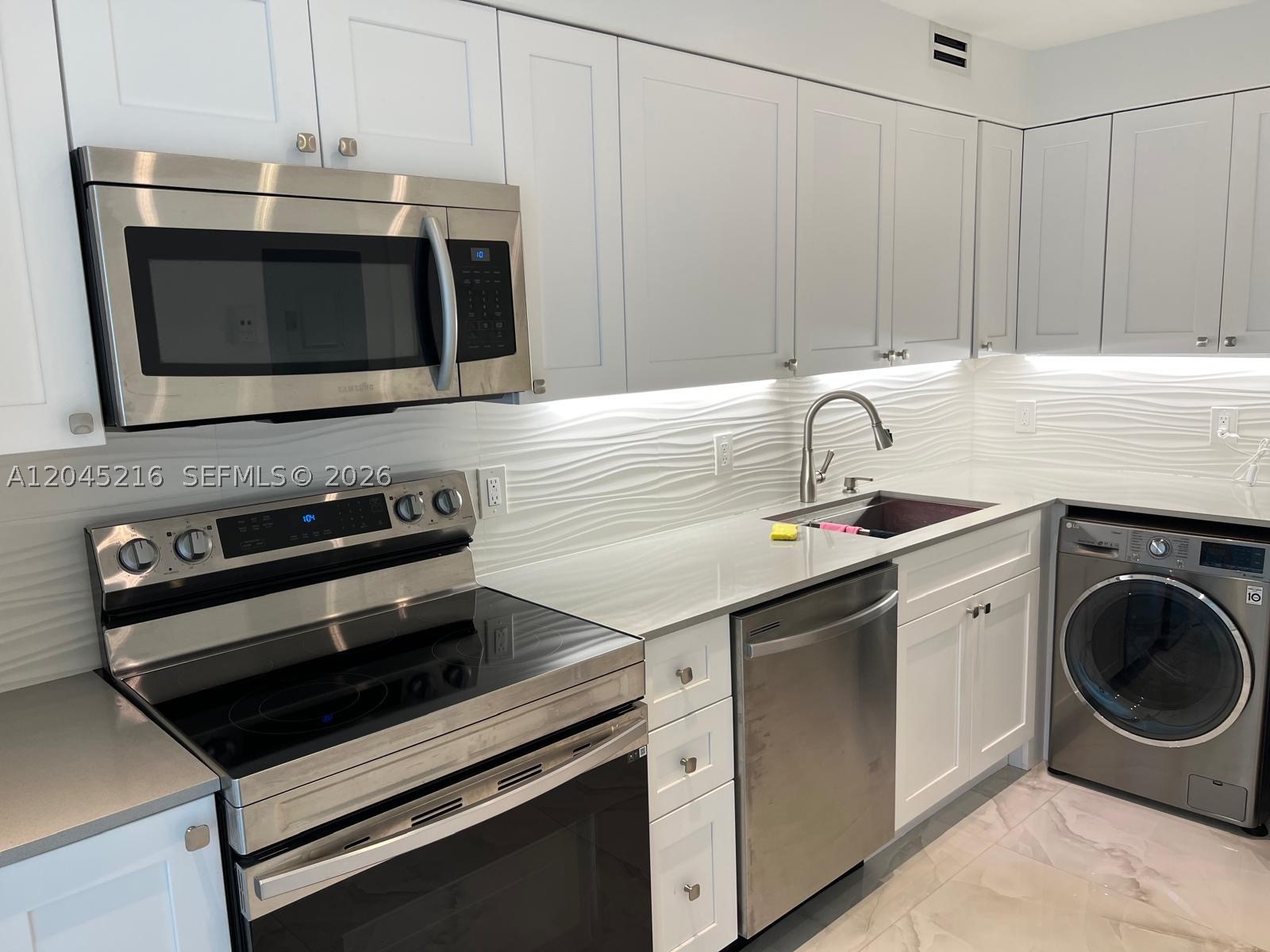 AQUASOL CONDO - Residential