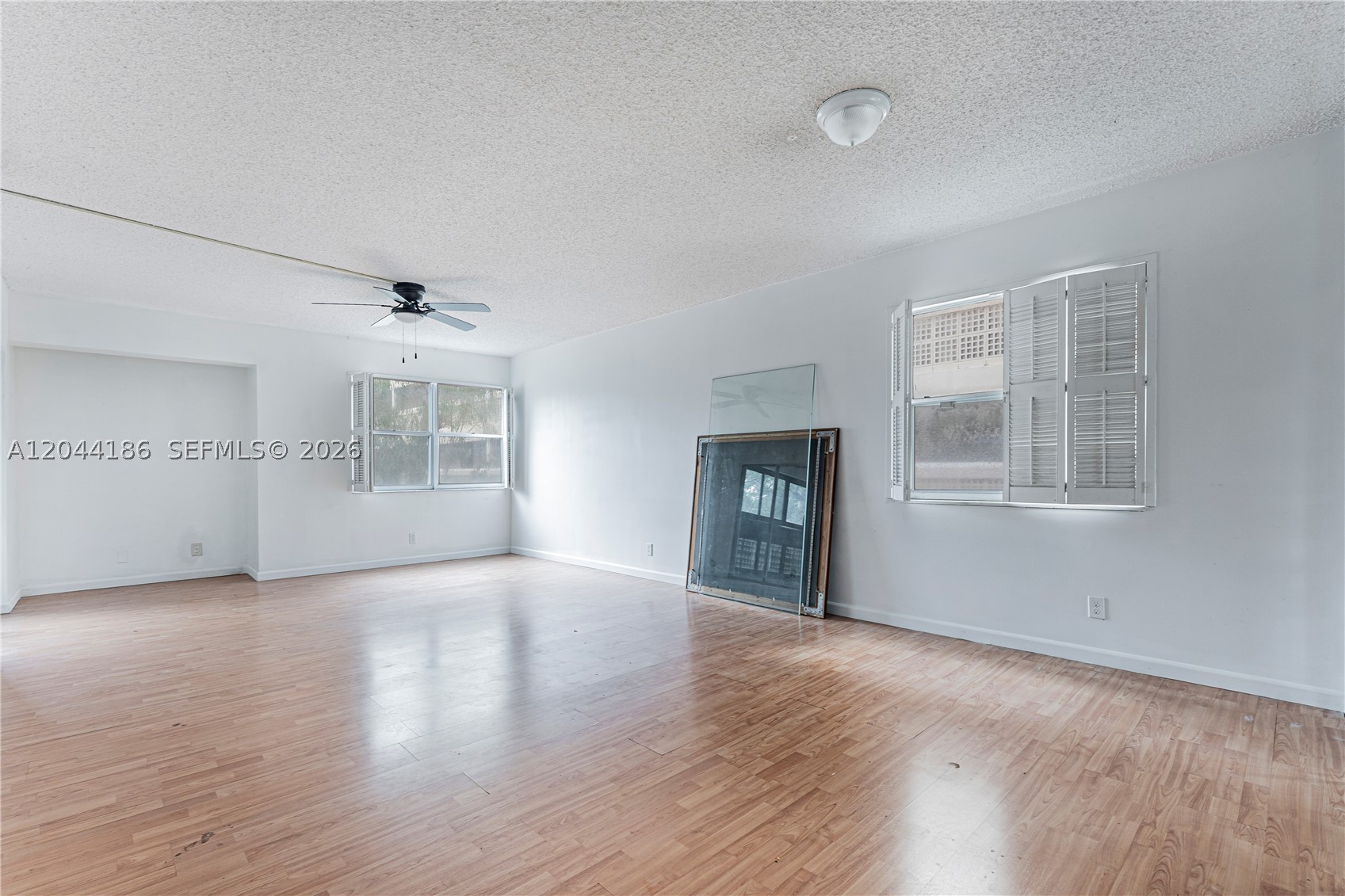 LAKES OF INVERRARY CONDO - Residential