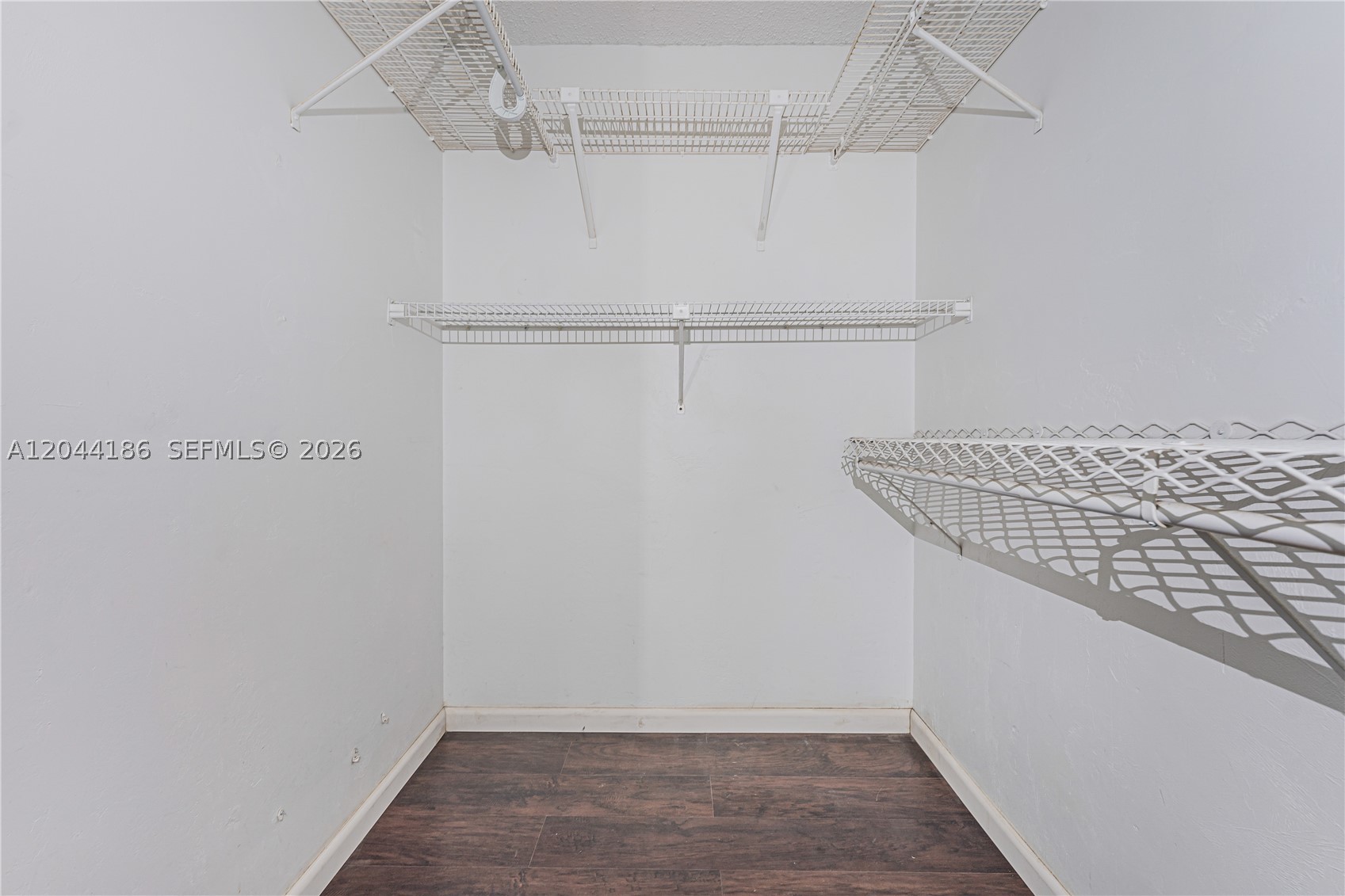 LAKES OF INVERRARY CONDO - Residential