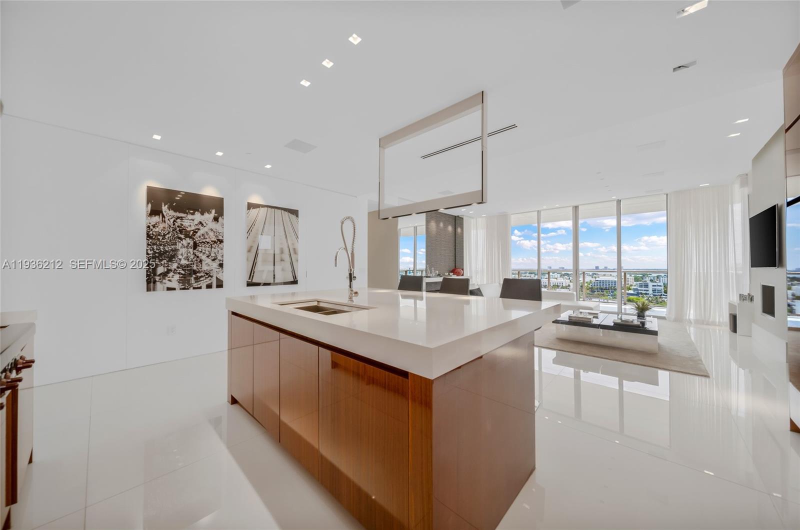 BAL HARBOUR NORTH SOUTH C - Residential
