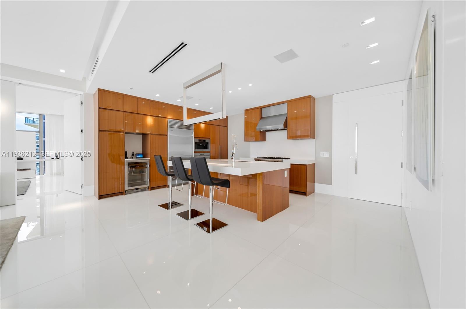 BAL HARBOUR NORTH SOUTH C - Residential