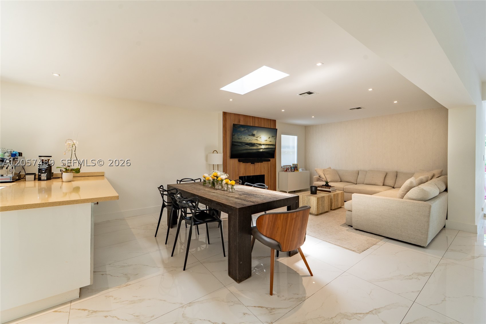 BISCAYNE POINT - Residential