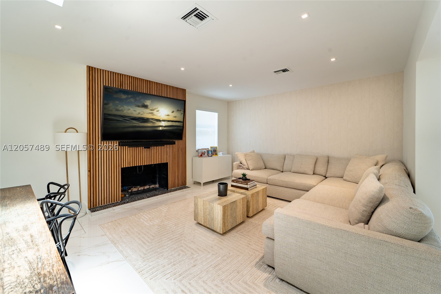 BISCAYNE POINT - Residential