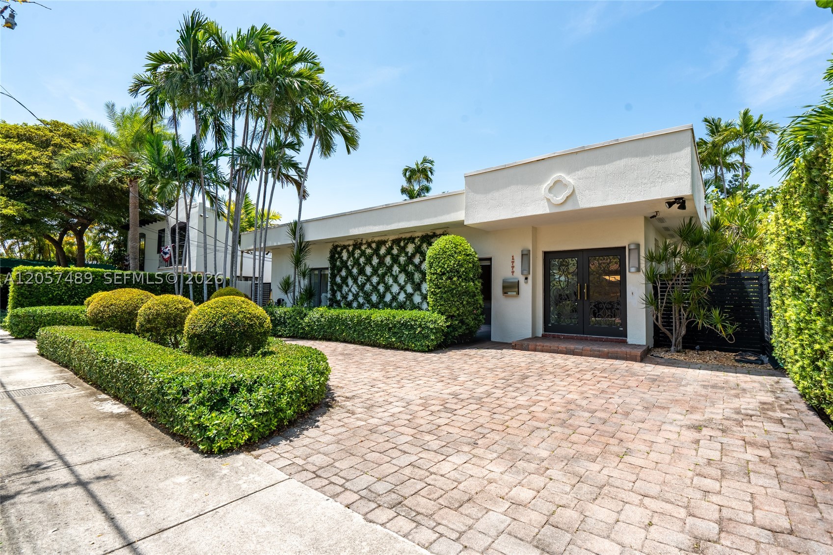 BISCAYNE POINT - Residential