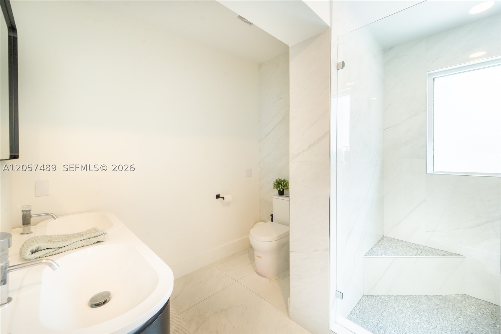 BISCAYNE POINT - Residential