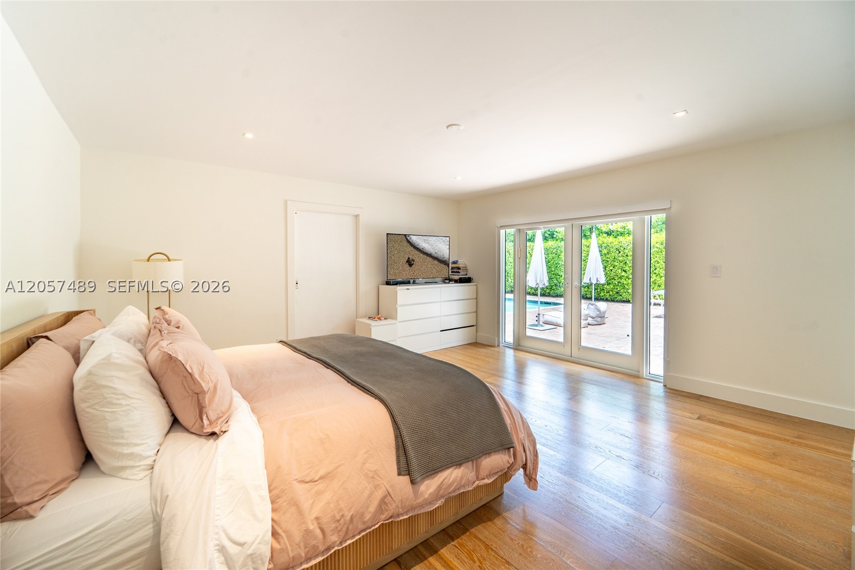 BISCAYNE POINT - Residential