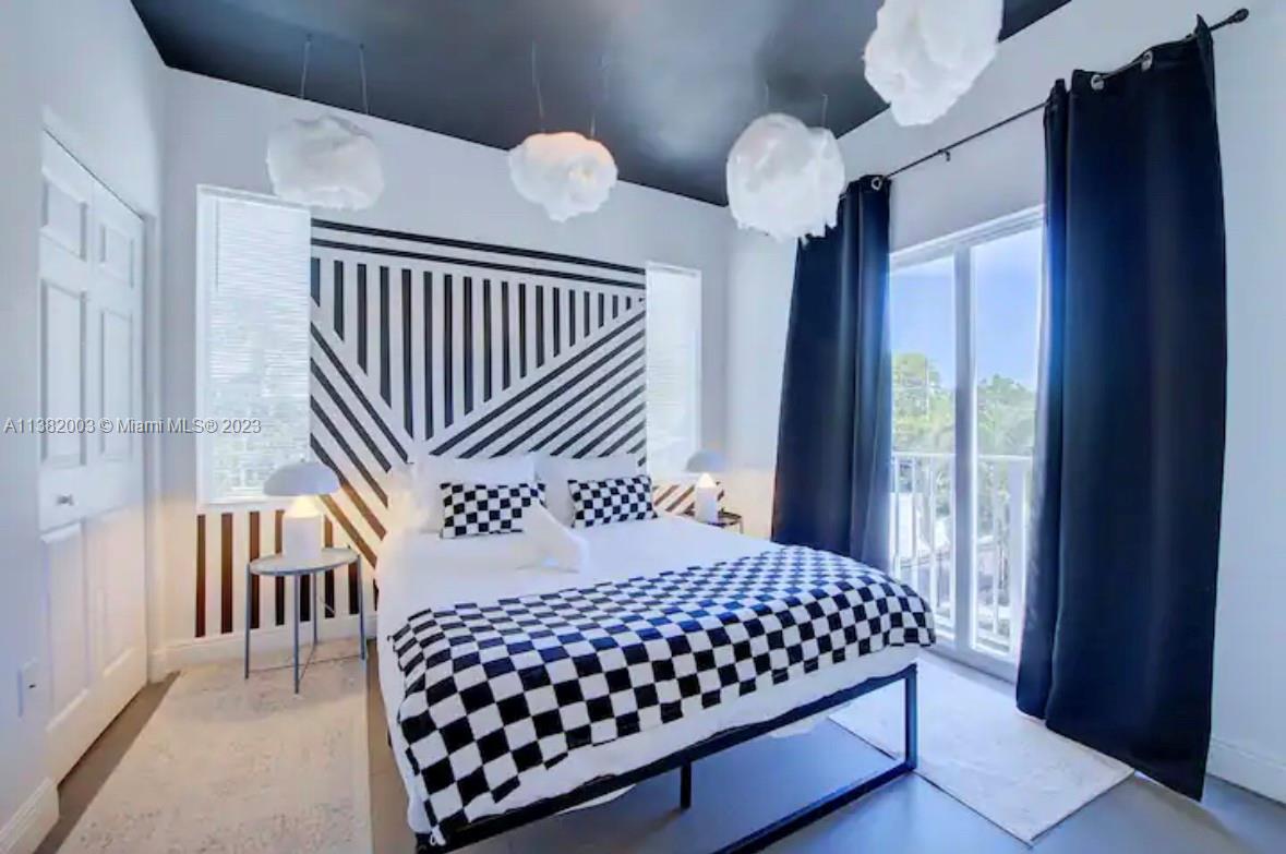 Wynwood Graffiti Building - Residential Lease
