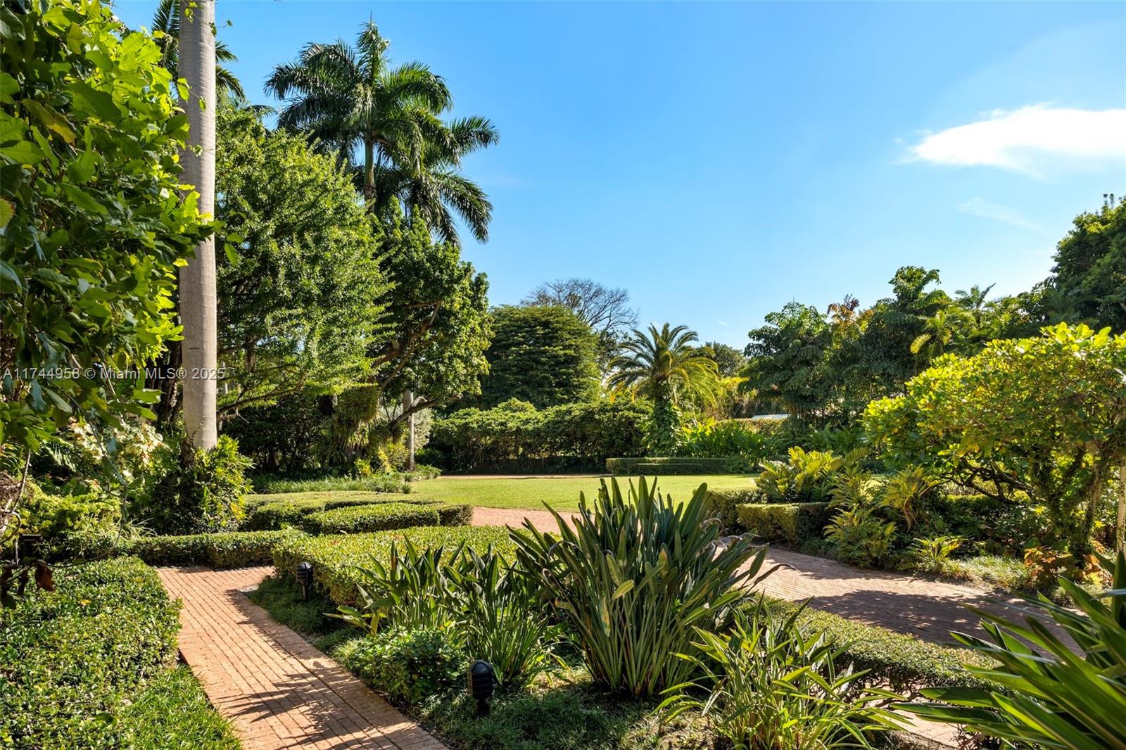EWANTON HEIGHTS - Residential
