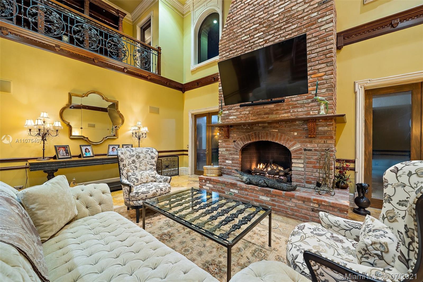 PALM CITY FARMS - Residential