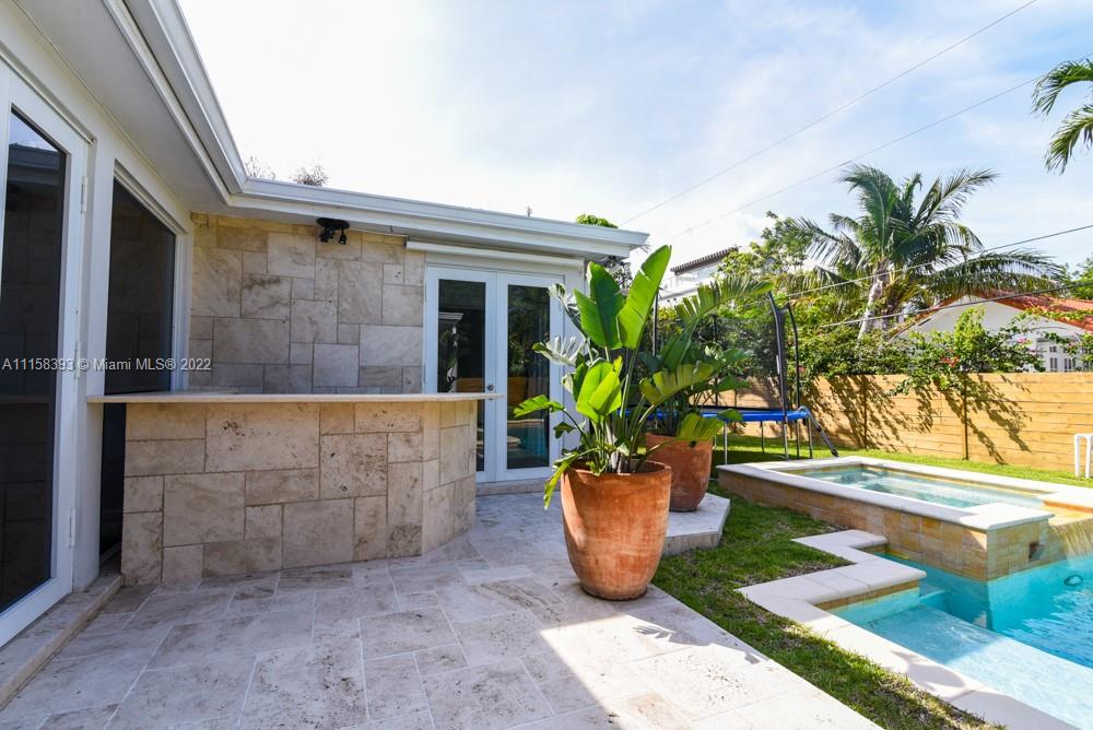 MASHTA ISLAND - Residential