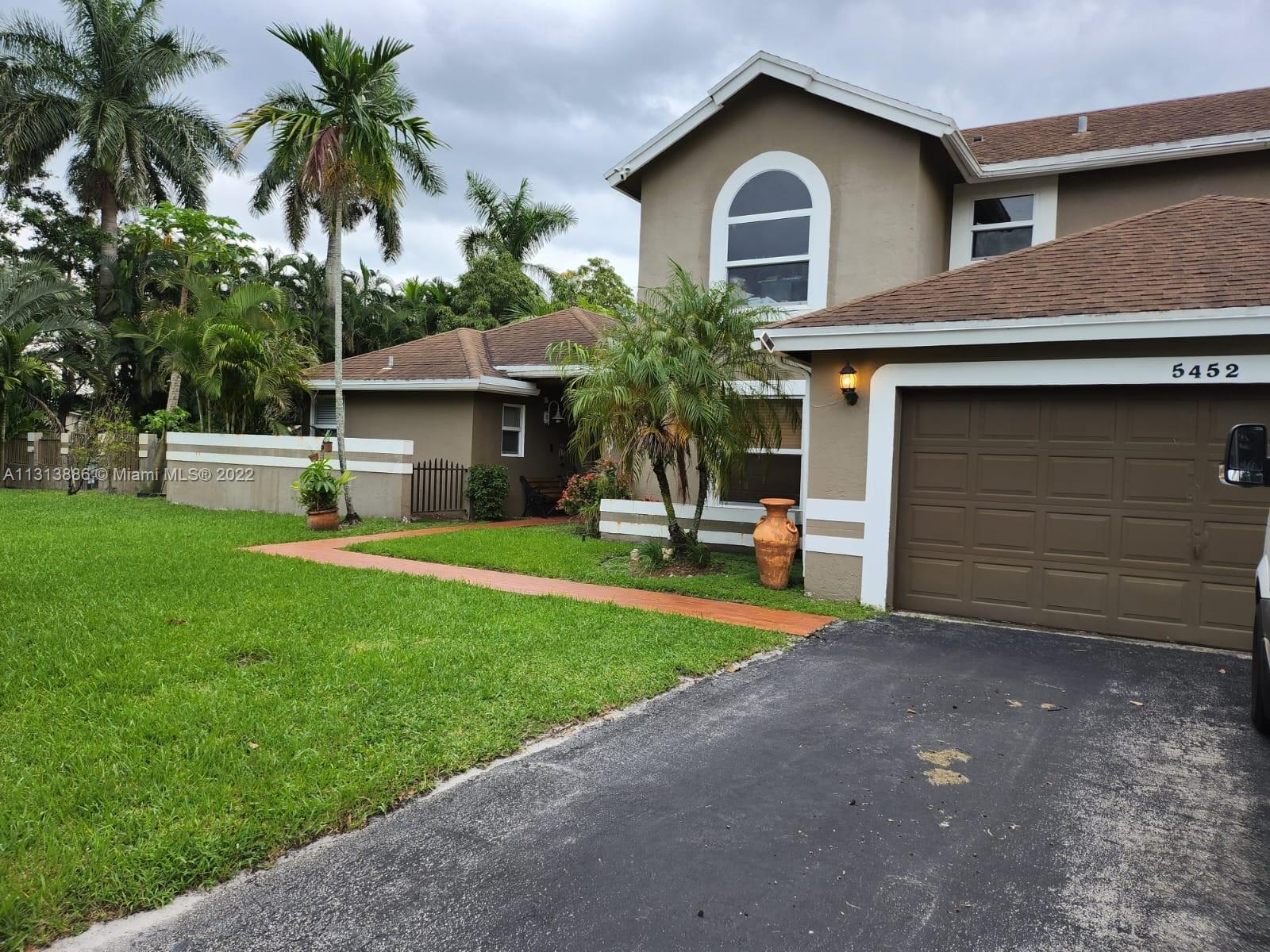 COUNTRY ADDRESS ENCORE - Residential Lease