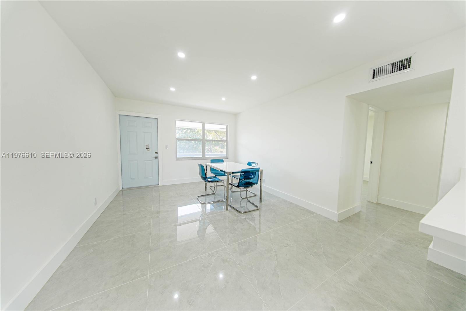 PELL MANOR CONDOMINIUM 3 - Residential